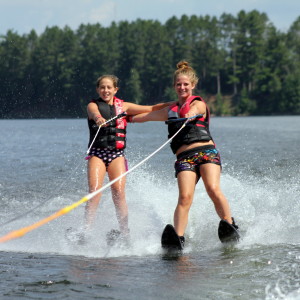 water-ski-girls